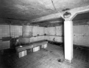 Dresden-Hellerau. Festspielhaus. Sauna, Kellergeschoß. Duschen