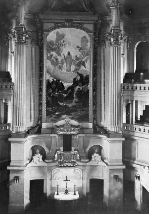 Dresden-Altstadt. Annenkirche. Altar, Kanzel und Altarbild (O. Schindler)