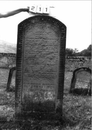 Grabstein 211