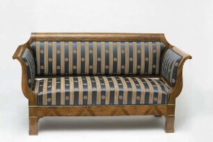 Möbel: Biedermeier-Sofa