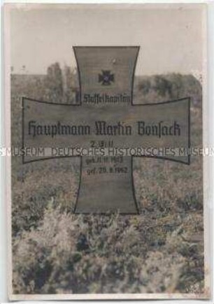 Grab von Hauptmann Martin Bonsack auf dem evangelischen Friedhof in Tazinskaja