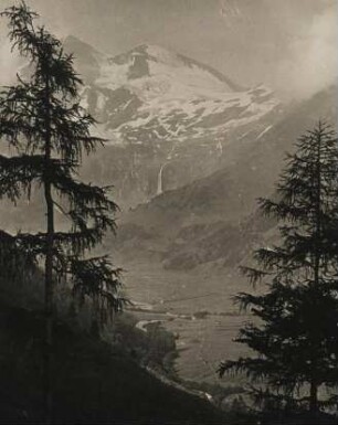 Österreich. Großglockner Hochalpenstraße. Blick in das Ferleitnertal gegen den Braunkogel
