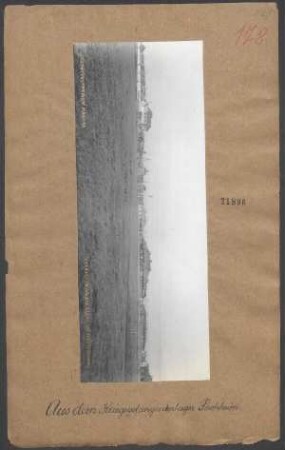 Kriegsgefangenenlager Puchheim (Gesamtansicht des Lagers mit Lagereingang)