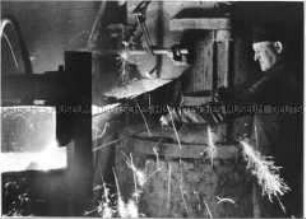 Probenahme - aus der Reihe: Plamag-Gießerei Plauen - 1947-1948