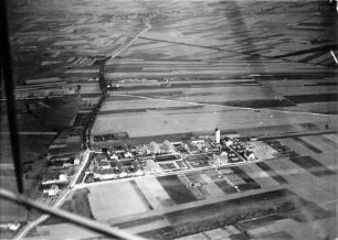 In der Nähe des Flugplatzes Johannisthal bei Berlin