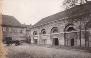 Gutshof, Wirtschaftsgebäude