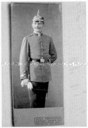 Porträt von Rudolf Böttcher (d.Ä.) in Uniform (Repro) - Familienkonvolut