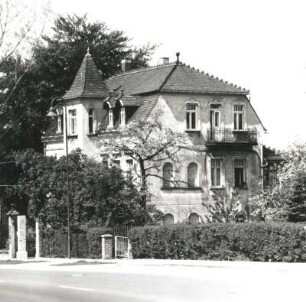 Colditz, Dresdener Straße 17. Wohnhaus (um 1900). Straßenansicht