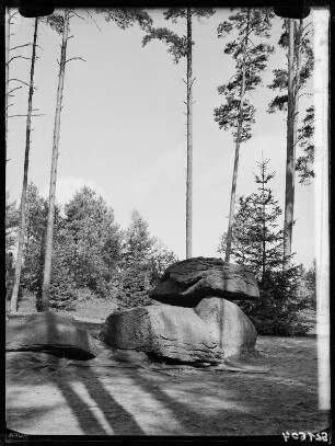 Truppenübungsplatz Bergen. Sieben Steinhäuser bei Südbostel in der Lüneburger Heide