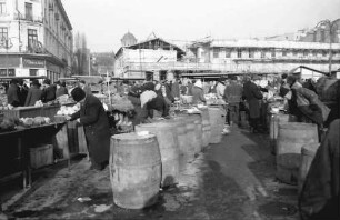 Bukarest: Piata Mare - Markt