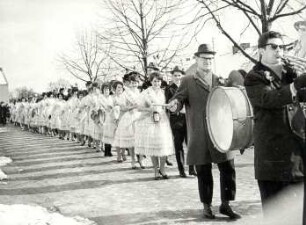 Fastnacht in Drachhausen : Gesellschaftliche Volkskultur - Frühling. Ort: Hochoza / Drachhausen. Zapust (Fastnacht)