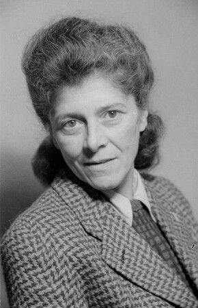 Porträt der Schriftstellerin Maria Langner : Porträt von Maria Langner