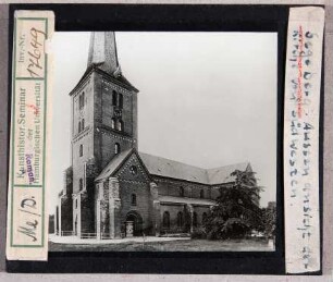 Segeberg: Kirche, Aussenansicht von Südwesten