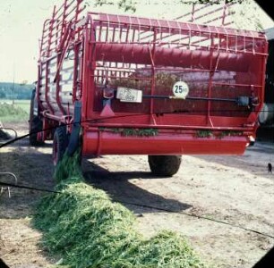 Austragsschnecke am Ladewagen