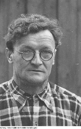 Dresden. Arthur Klose, Glaserobermeister der Handwerkskammer Dresden, 1950
