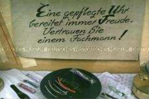 Schaufensterdekoration eines Uhrmachers