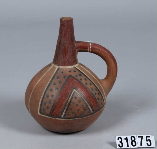 Vessel with handle