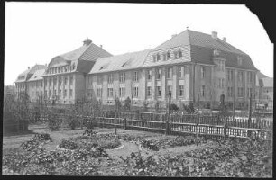 Freiberg. III. Inanterie.-Regiment No. 182 1. Bataillon - Mannschaftsgebäude