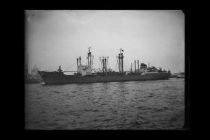 Freundschaft (1957), VEB Deutsche Seereederei, VEB Deutfracht, VEB Deutfracht - Seereederei Rostock (DSR), Deutsche Seereederei GmbH, Rostock