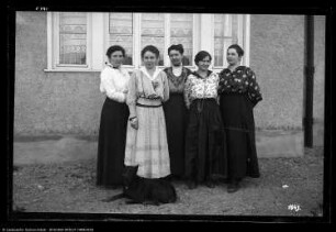Merseburg, Personen, Besuch, Damengruppe