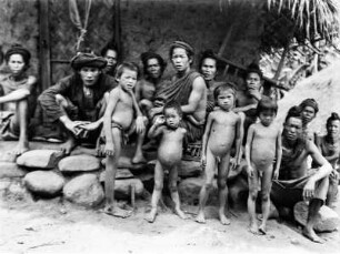 Gruppenportrait der Li (Sammlung Hans Stübel - Forschungsreisen durch Hainan 1931/32)