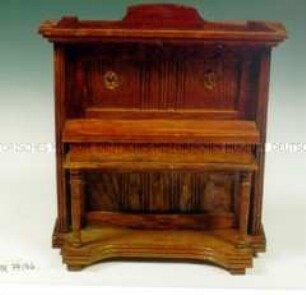 Puppenstubenmöbel: Klavier