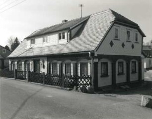 Ebersbach-Neugersdorf, Karl-Liebknecht-Straße 14. Wohnhaus (um 1850)