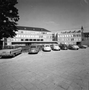 Einweihung der Zentralkasse südwestdeutscher Volksbanken im wiederaufgebauten Markgräflichen Palais.