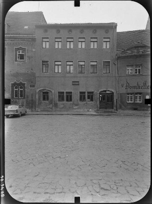 Meißen-Altstadt, Domplatz 8. Domherrenhaus (ehem. Domschule, 18. Jh.). Straßenfront