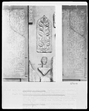 Relief mit Lebensbaum