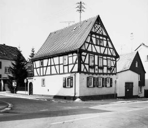 Ober-Mörlen, Frankfurter Straße 46