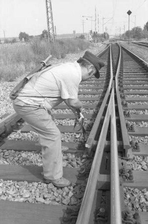 Streckengeher bei der Bundesbahndirektion Karlsruhe Helmut Böser