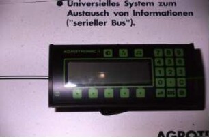 Universelles System zum Austausch von Informationen ("serieller Bus")