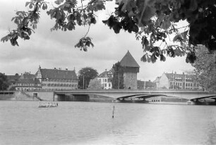 Konstanz: Rheinbrücke mit Turm (Rheintorturm)