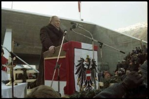 Ansprache, Bundespräsident Kreisky [österreichischer Bundeskanzler Kreisky bei der Eröffnung des Arlberg-Straßentunnels]