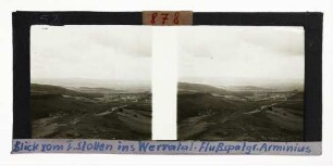 Flussspatgrube Arminius bei Bad Liebenstein in Thüringen. Blick vom ersten Stollen ins Werratal. Im Hintergrund die Rhönberge.