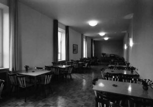 Gernsbach: 1. Papiermacherschule in der Gewerbeschule; Internat für Papiermacher Anlernlinge, Speisesaal