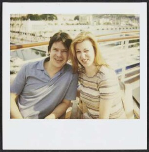 Herr und Frau Deltert auf dem Deck des Luxuskreuzers M. S. Europa