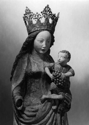 Madonna : Madonna. Holz, geschnitzt, gefaßt. Hüftstsück