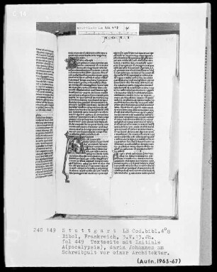 Lateinische Taschenbibel — Initiale A (pocalypsis), darin Johannes am Schreibpult, Folio 449recto
