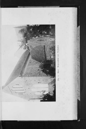 Fig. 1. Ahus. Außenansicht von Nordosten.