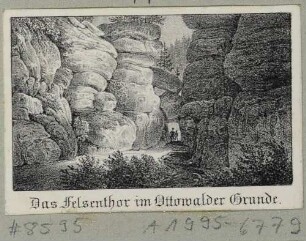 Das Felsentor im Uttewalder Grund nördlich von Wehlen in der Sächsischen Schweiz