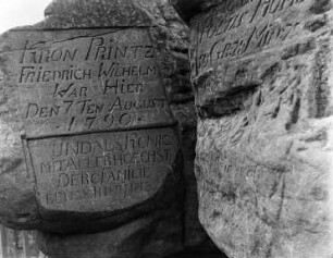 Stein mit Inschrift
