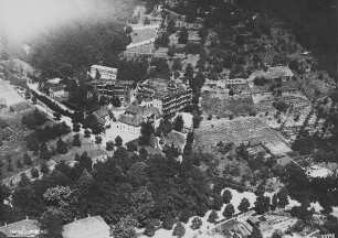 Schloss Lössnitz (Bilz-Sanatorium) in Radebeul-Oberlößnitz : Blickrichtung Nordosten