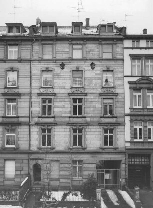 Mietshaus; Frankfurt, Hegelstraße 11