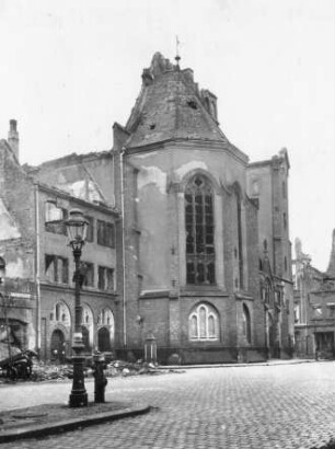 Zerstörte Matthäikirche (Ostseite)