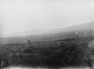 Landschaft und Ackerflächen : Blick auf Ackerflächen des Kilimandscharogebietes