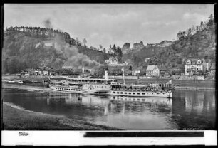 Kurort Rathen an der Elbe mit Elbdampfer Leipzig und Lokomotive-Felsen