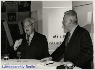 Eröffnung der Ausstellung "Gruß aus Berlin, Postkarten vom Reichstag" der Deutschen Post AG, Museum für Post und Kommunikation; An der Urania 15 (Schöneberg)