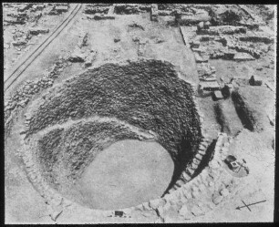 Tell el-mutesellim [Megiddo], Vorratsgrube, Stratum III